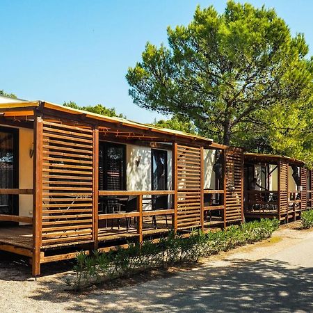 Mediteran Travel Mobile Homes Solaris Brodarica  Bagian luar foto