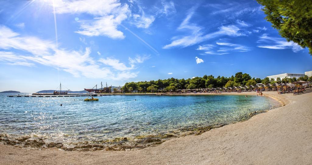 Mediteran Travel Mobile Homes Solaris Brodarica  Bagian luar foto