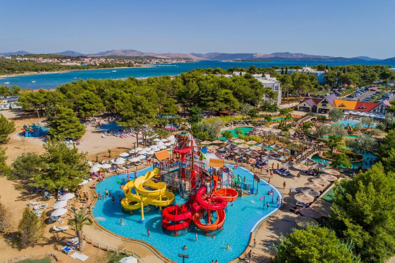 Mediteran Travel Mobile Homes Solaris Brodarica  Bagian luar foto