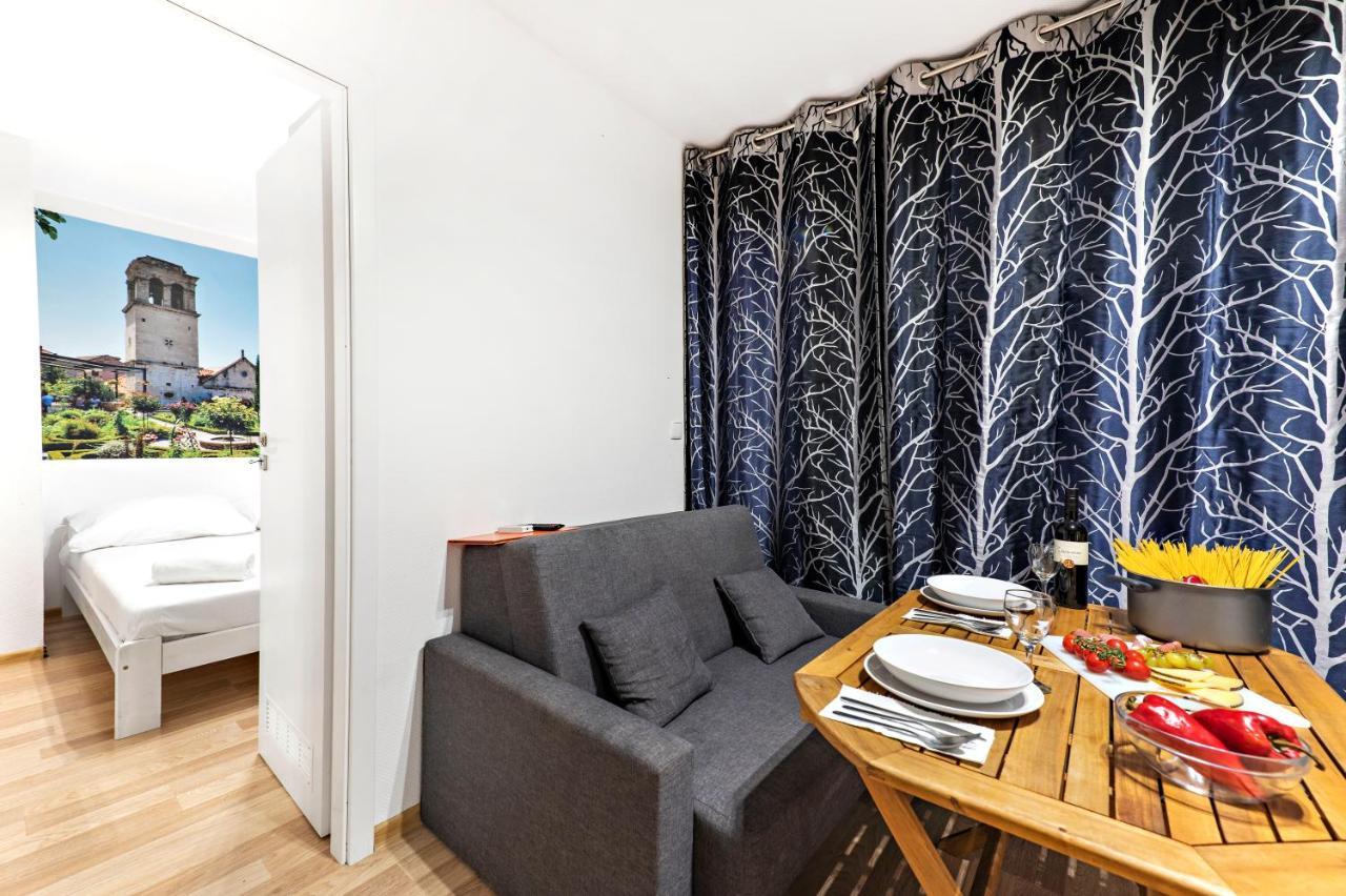 Mediteran Travel Mobile Homes Solaris Brodarica  Bagian luar foto