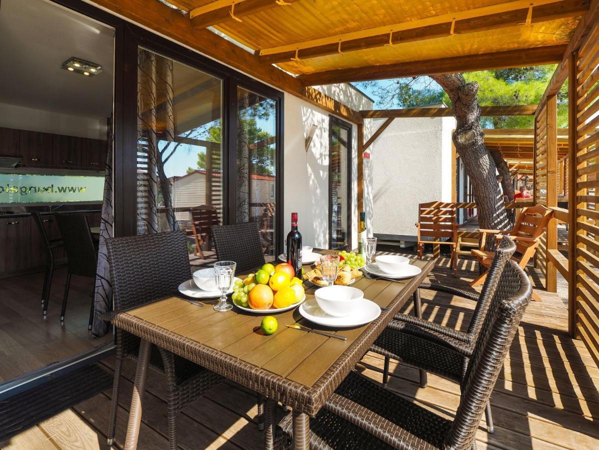 Mediteran Travel Mobile Homes Solaris Brodarica  Bagian luar foto