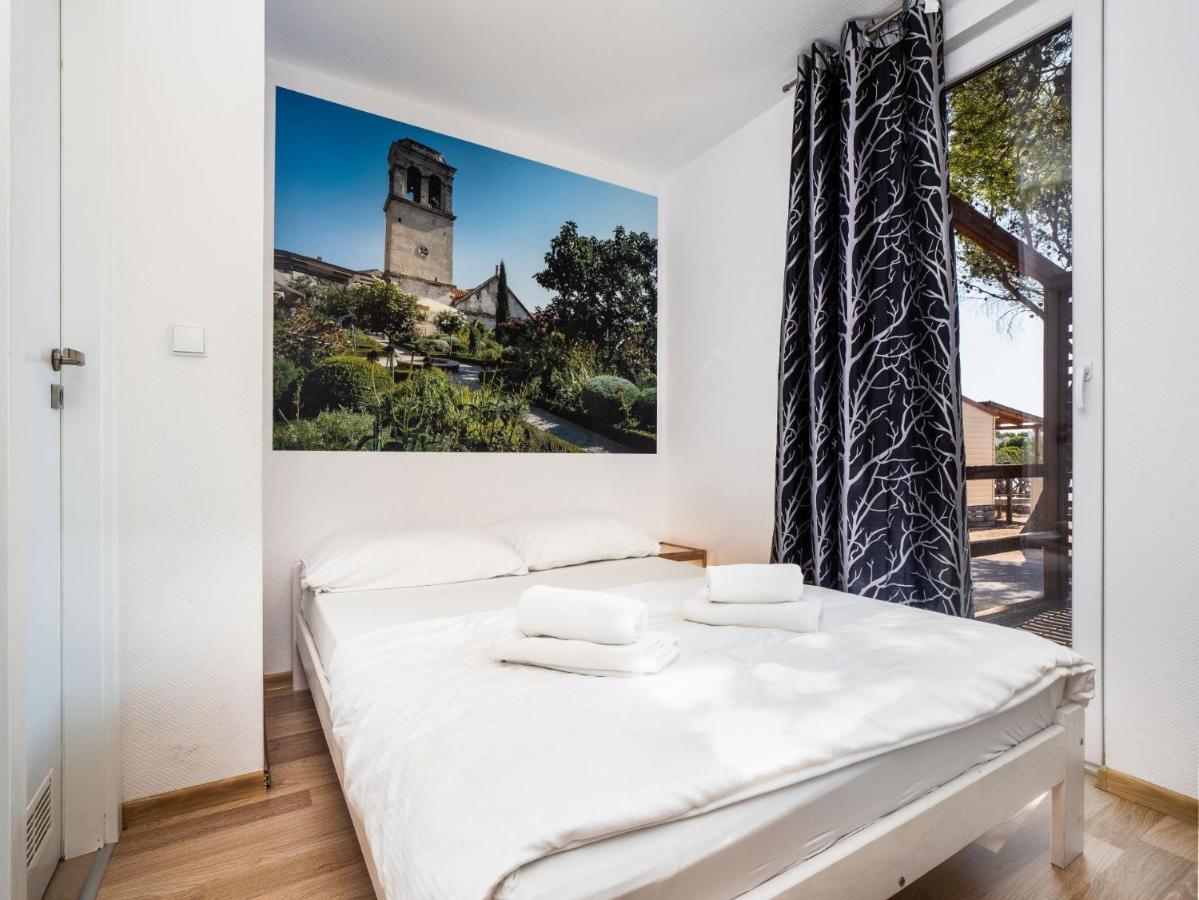 Mediteran Travel Mobile Homes Solaris Brodarica  Bagian luar foto